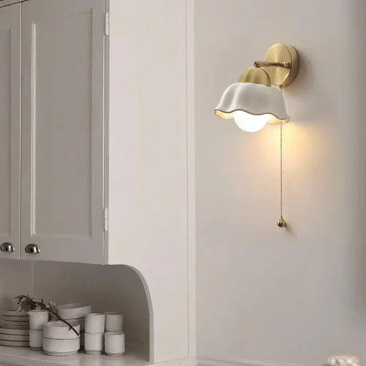 Wall Light with Wavy Shade and Pull Chain