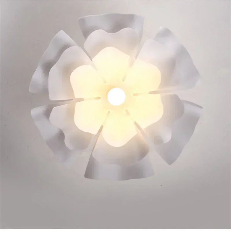 Lotus Flower Pendant Light – Decorative Ceiling Lamp with Layered Shade