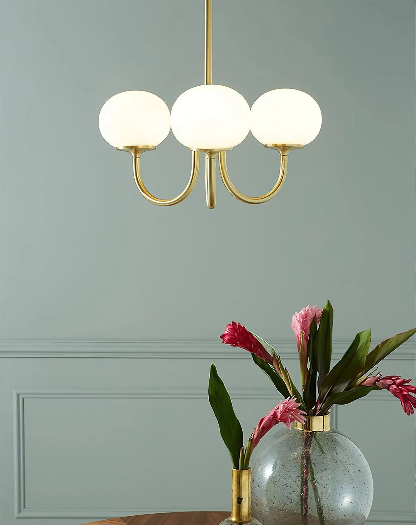 Glamour Chandelier with Glass Shades and Metal Frame – Elegant Ceiling Light