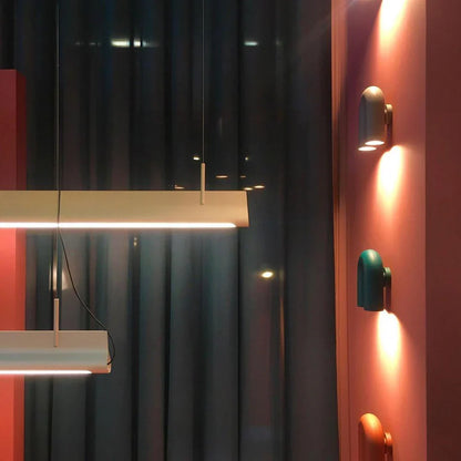 Arc-Shaped LED Wall Light – Modern Design