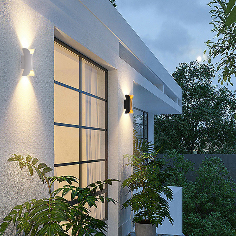 Curved Up and Down LED Outdoor Wall Light - Arrielight