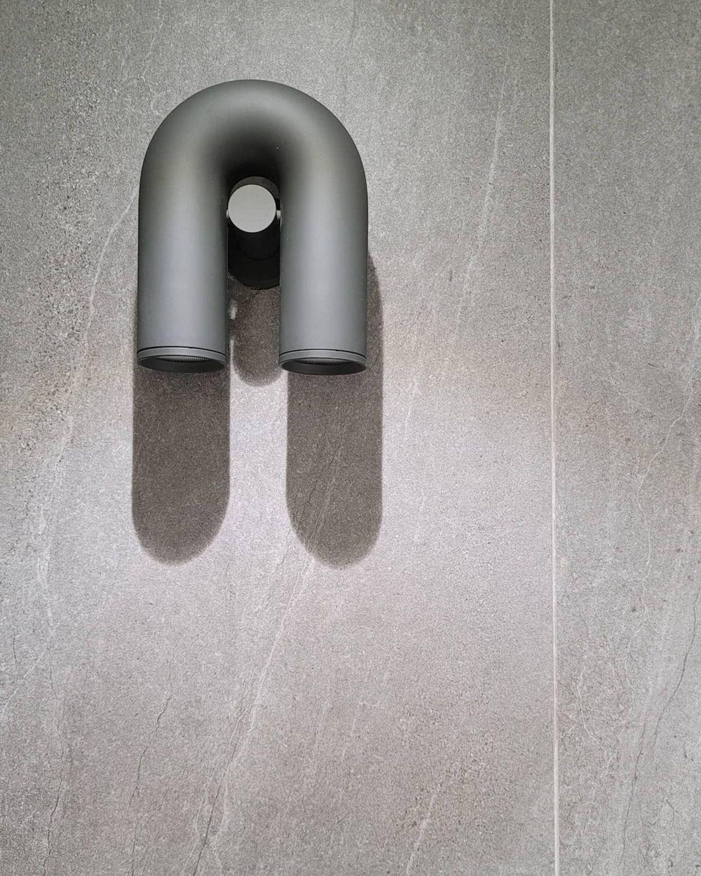 Arc-Shaped LED Wall Light – Modern Design