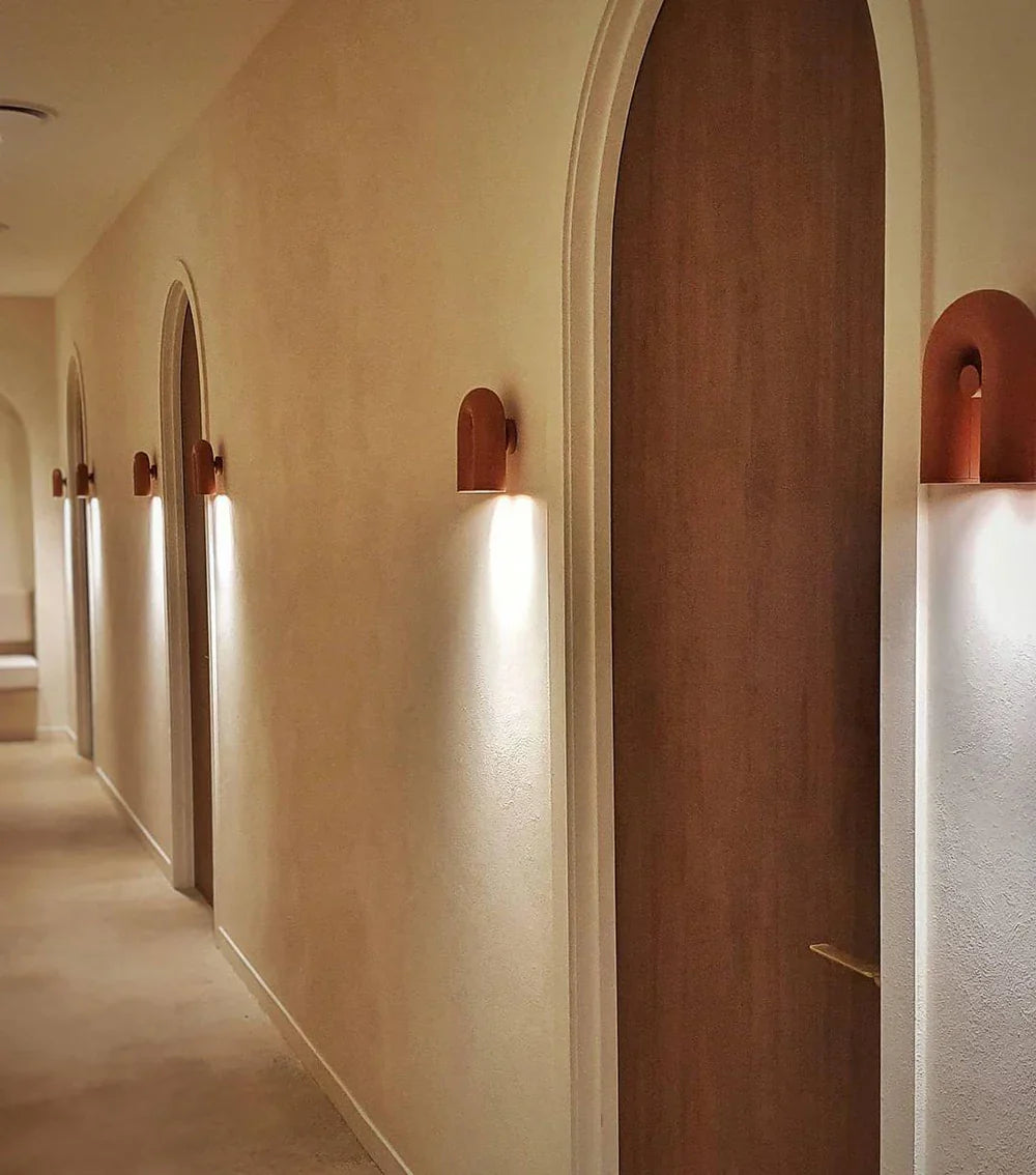 Arc-Shaped LED Wall Light – Modern Design