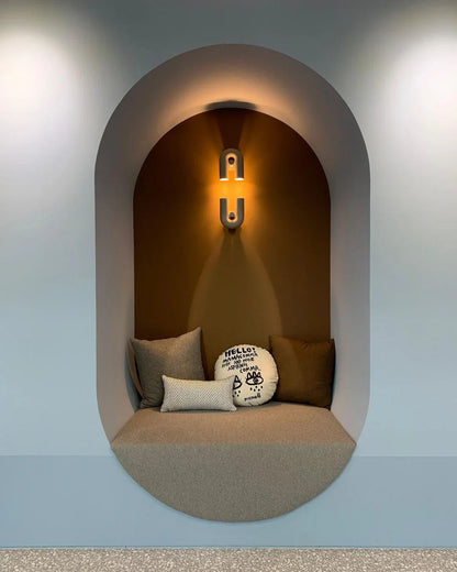 Arc-Shaped LED Wall Light – Modern Design