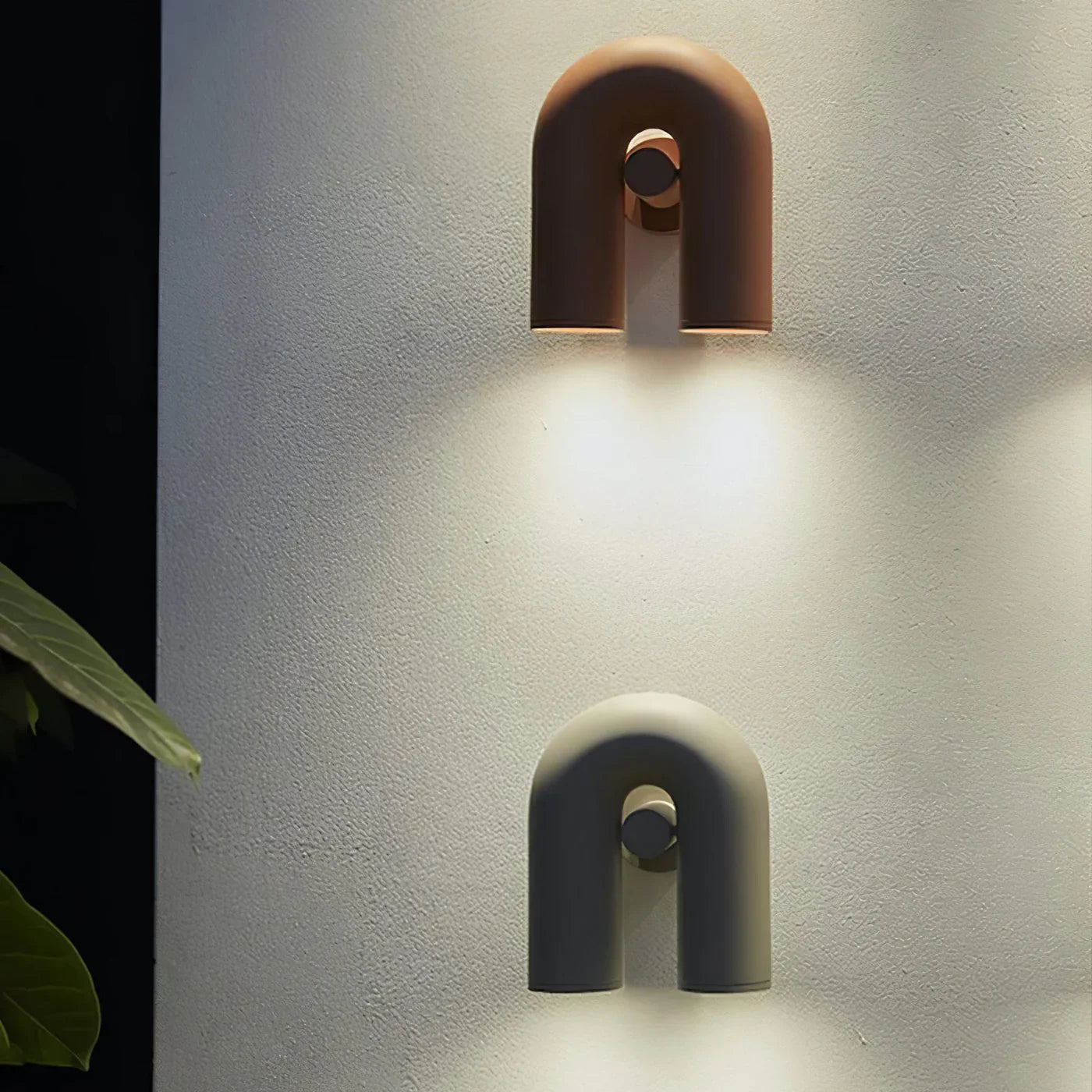 Arc-Shaped LED Wall Light – Modern Design
