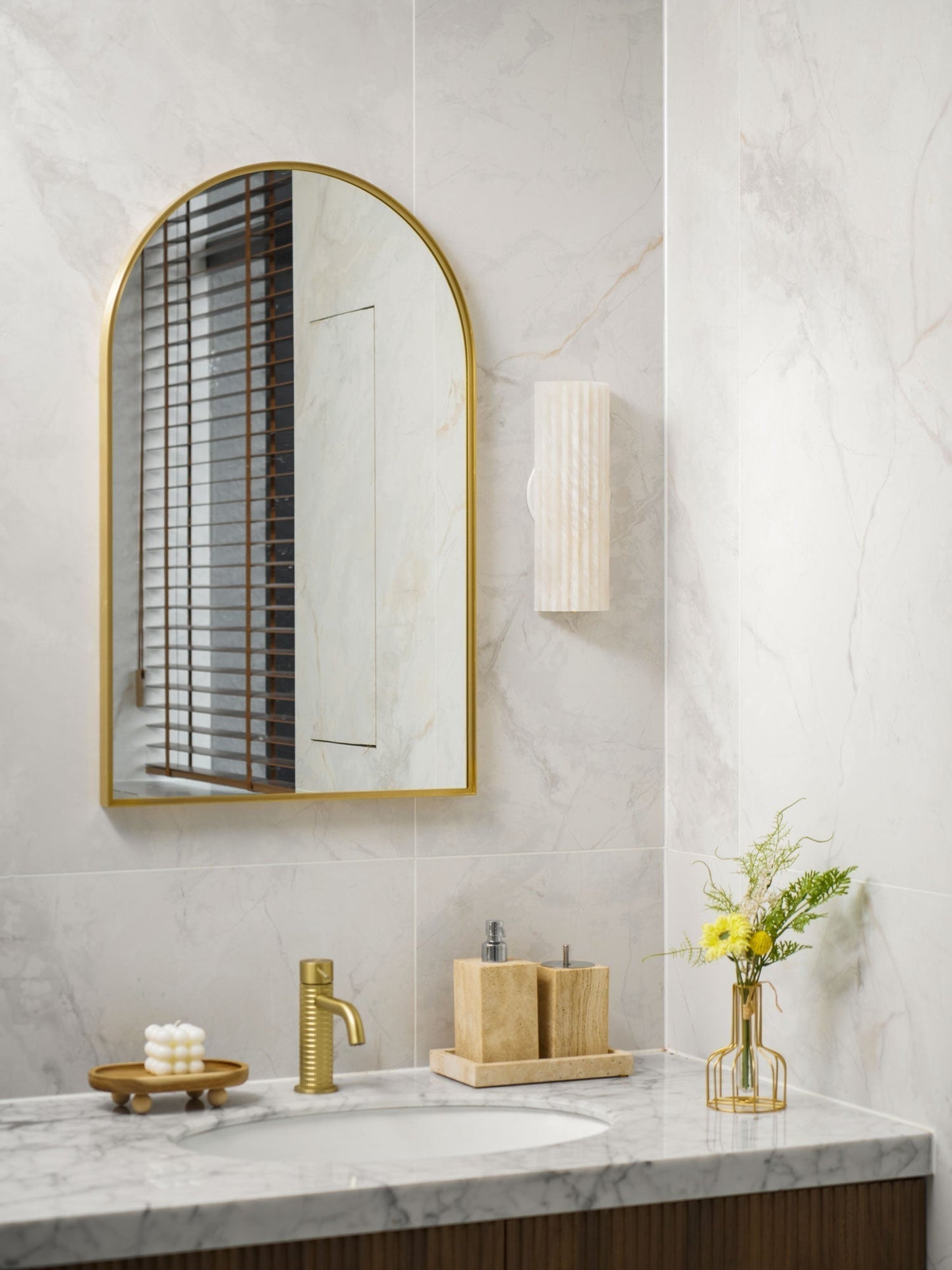 Fluted Alabaster Wall Light - Arrielight