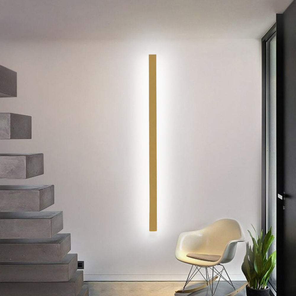 Minimalist Linear Metal and Acrylic LED Wall Light - Arrielight