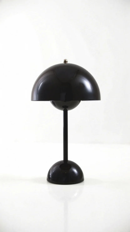 Wireless Minimalist Table Lamp