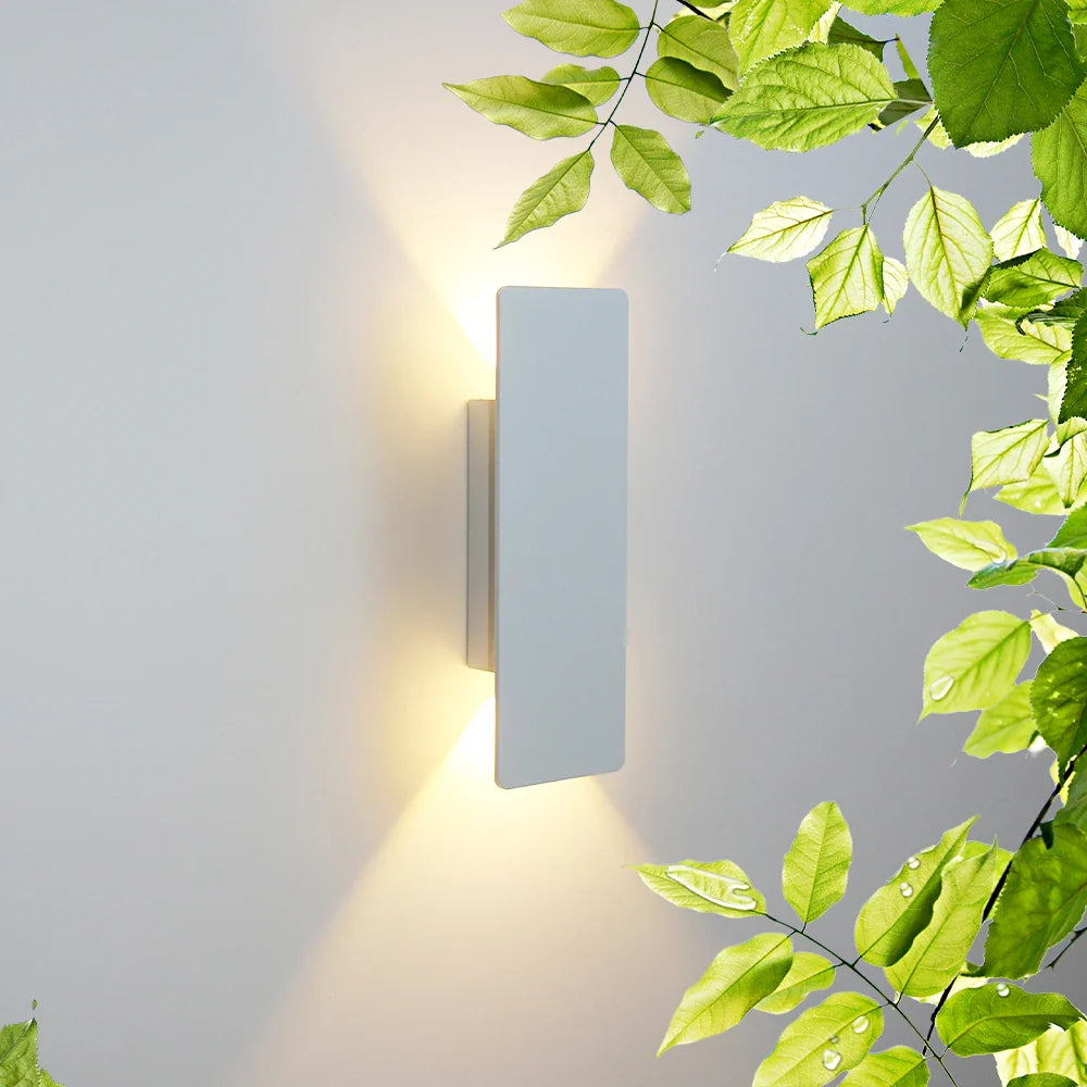Modern LED Wall Light – Up/Down Lighting