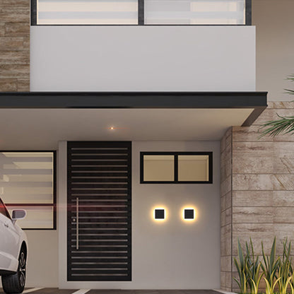 Minimalist Disc LED Outdoor Wall Light - Arrielight