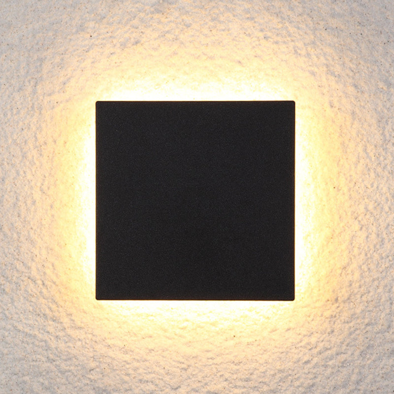 Minimalist Disc LED Outdoor Wall Light - Arrielight