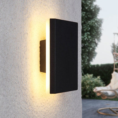 Minimalist Disc LED Outdoor Wall Light - Arrielight
