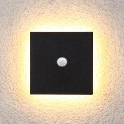Minimalist Disc LED Outdoor Wall Light - Arrielight