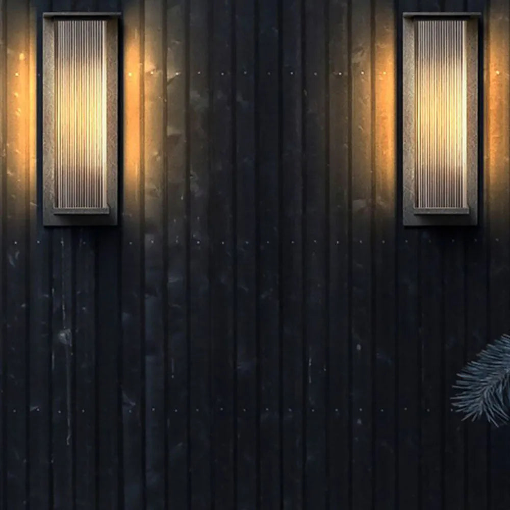 Ribbed Acrylic LED Outdoor Wall Light - Arrielight