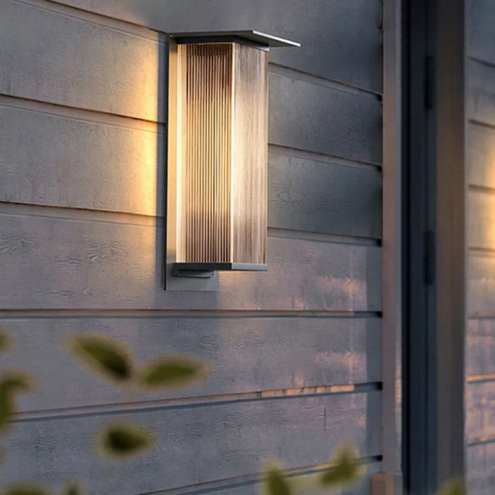 Ribbed Acrylic LED Outdoor Wall Light - Arrielight