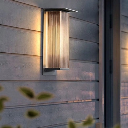 Ribbed Acrylic LED Outdoor Wall Light - Arrielight