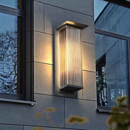 Ribbed Acrylic LED Outdoor Wall Light - Arrielight