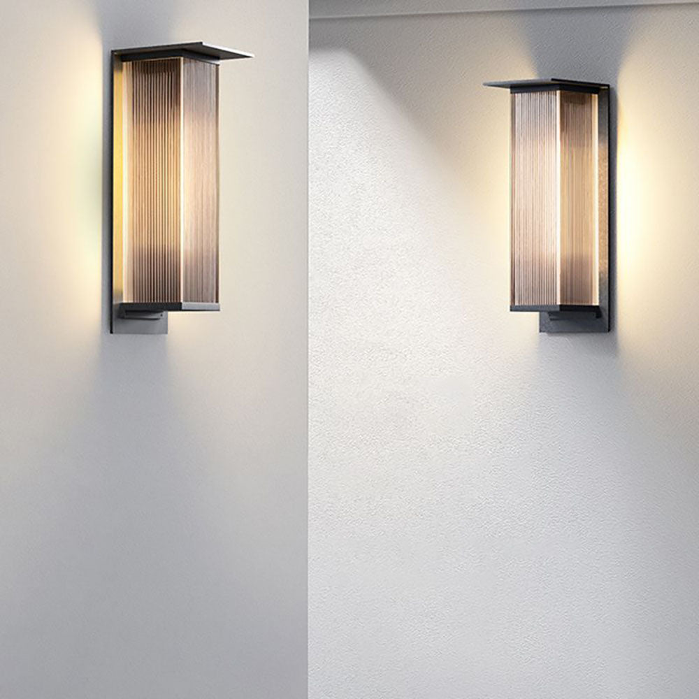 Ribbed Acrylic LED Outdoor Wall Light - Arrielight