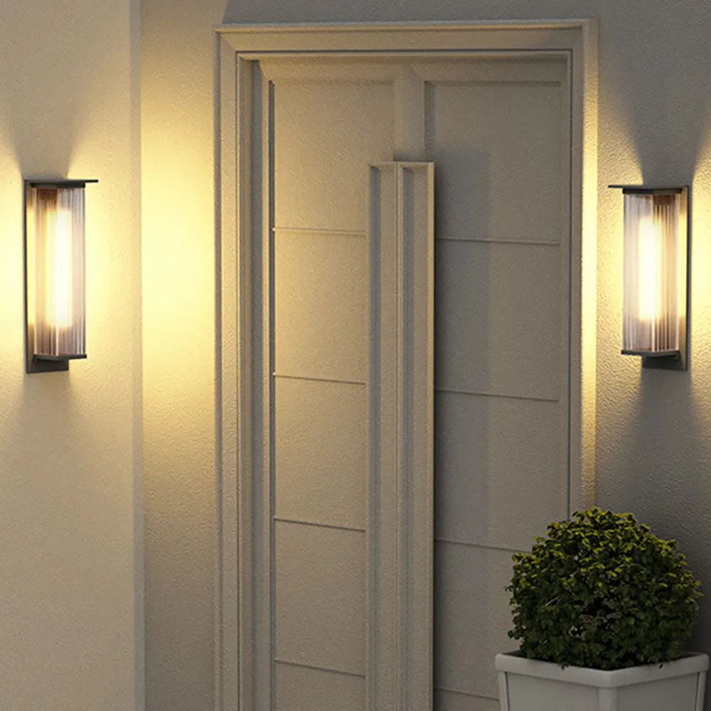 Ribbed Acrylic LED Outdoor Wall Light - Arrielight