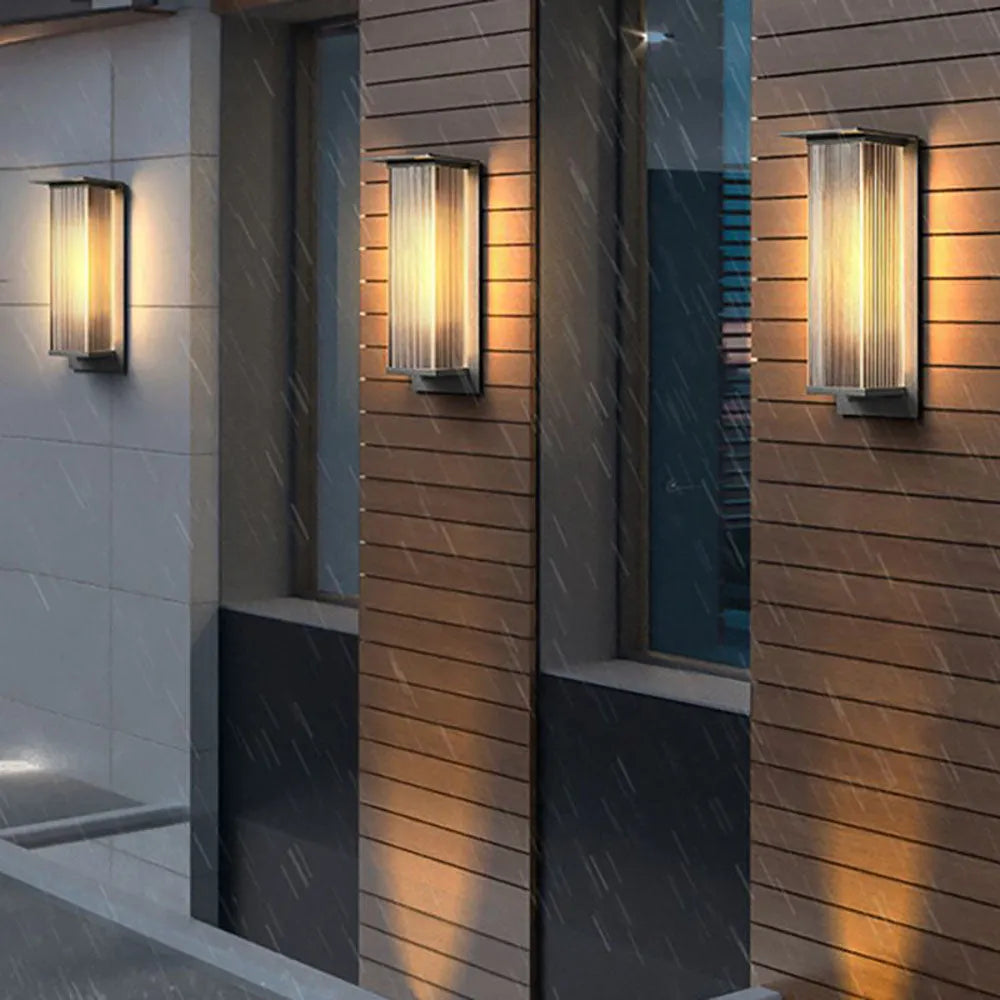 Ribbed Acrylic LED Outdoor Wall Light - Arrielight