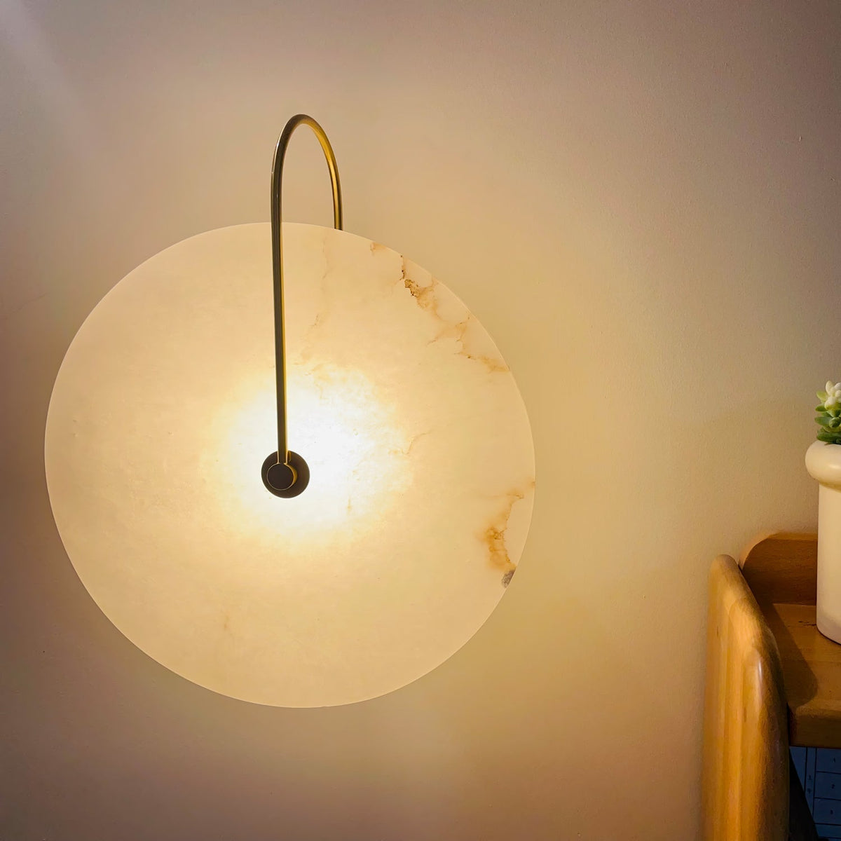 Round Alabaster Disc Wall Light with Slim Arm - Arrielight