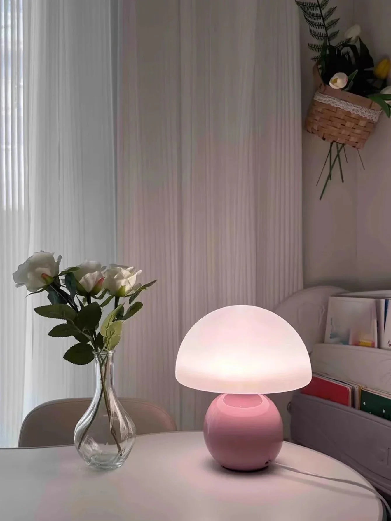 Minimalist Table Lamp with Round Base & Mushroom Shade
