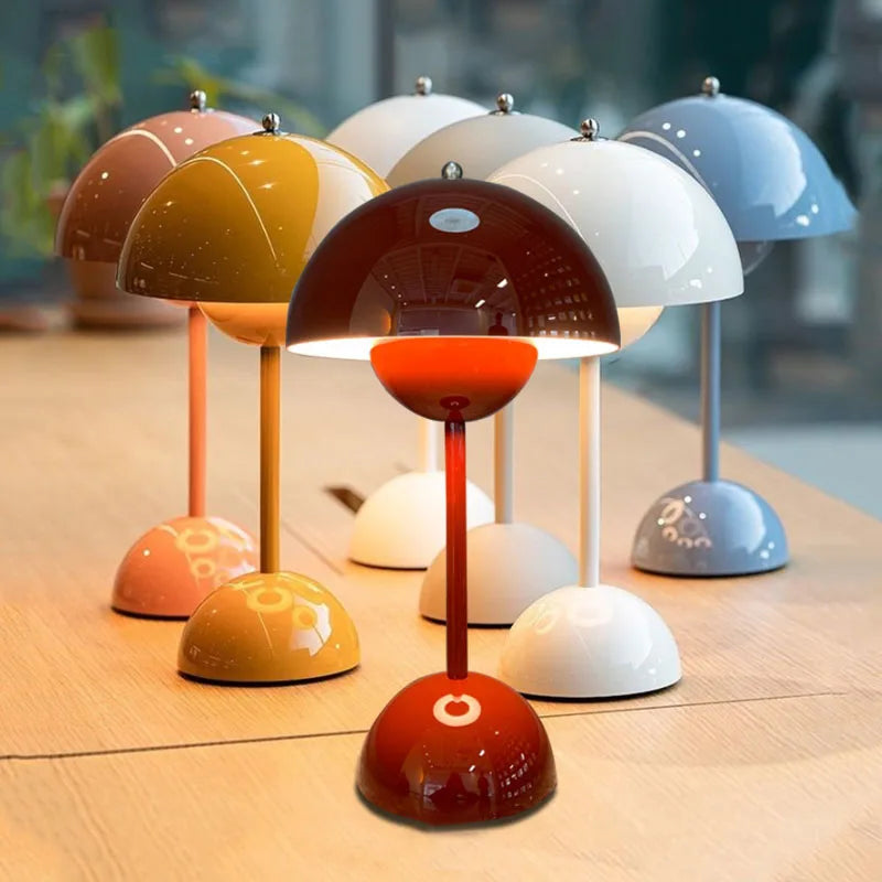 Wireless Minimalist Table Lamp