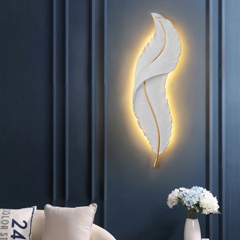 Feather-Shaped Wall Light – Subtle Elegance and Ambient Glow