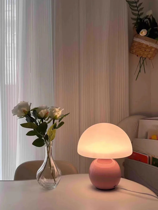 Minimalist Table Lamp with Round Base & Mushroom Shade