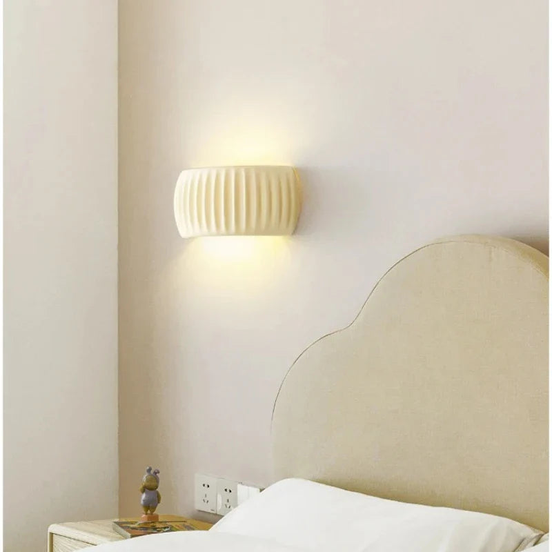 Ceramic LED Wall Light – Modern Decorative Lighting