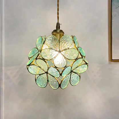 Artistic Stained Glass Pendant Lamp – Floral Elegance