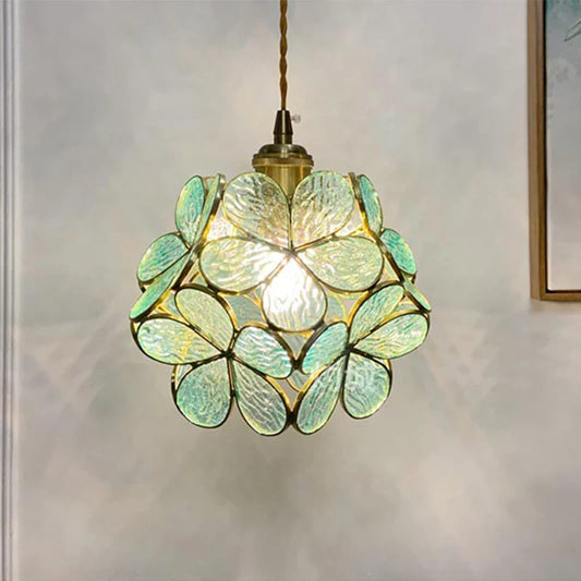 Artistic Stained Glass Pendant Lamp – Floral Elegance