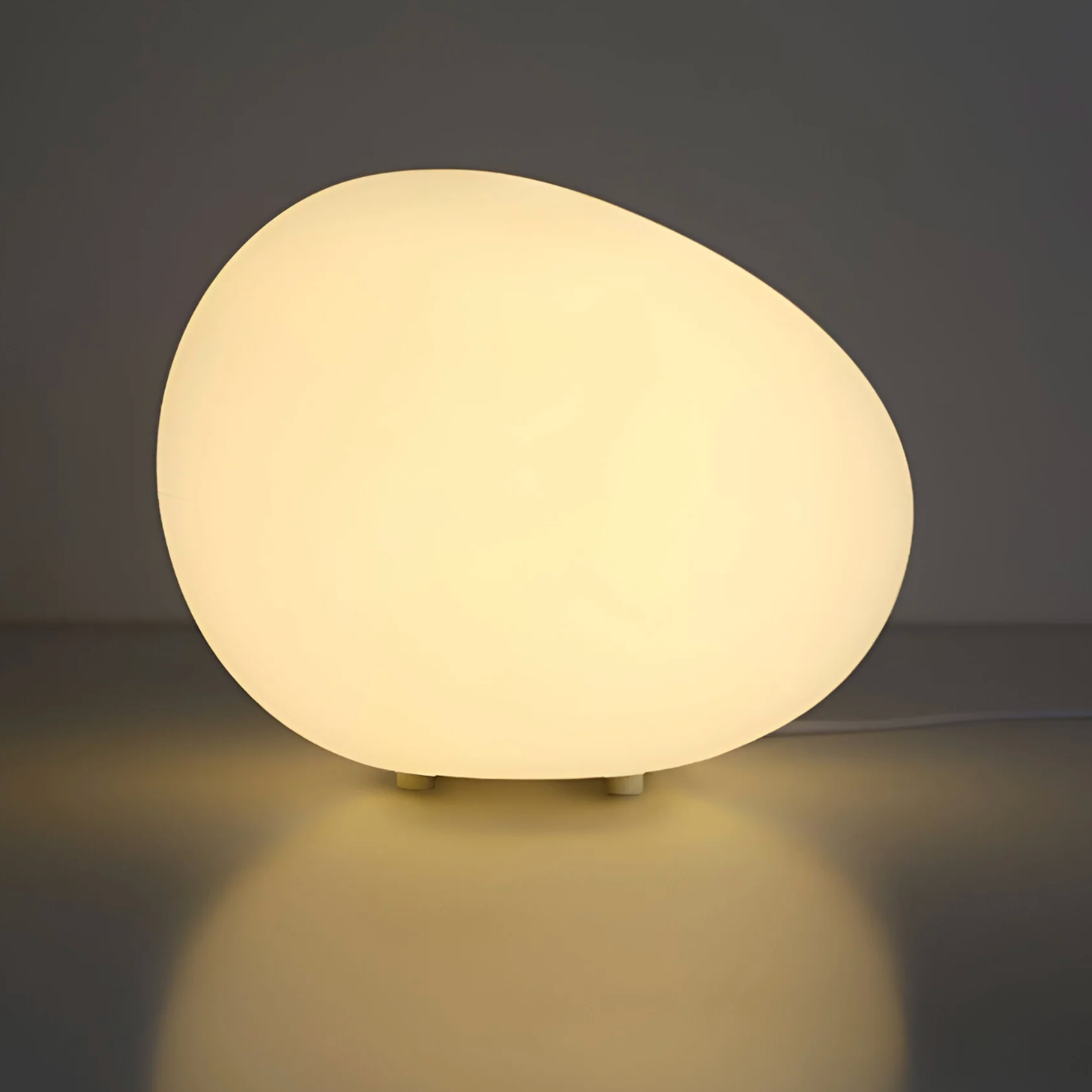Stone-Shaped Table Lamp – Minimalist Organic Design