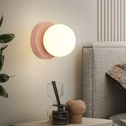 Modern Wall Light with Globe Shade – Minimalist Design