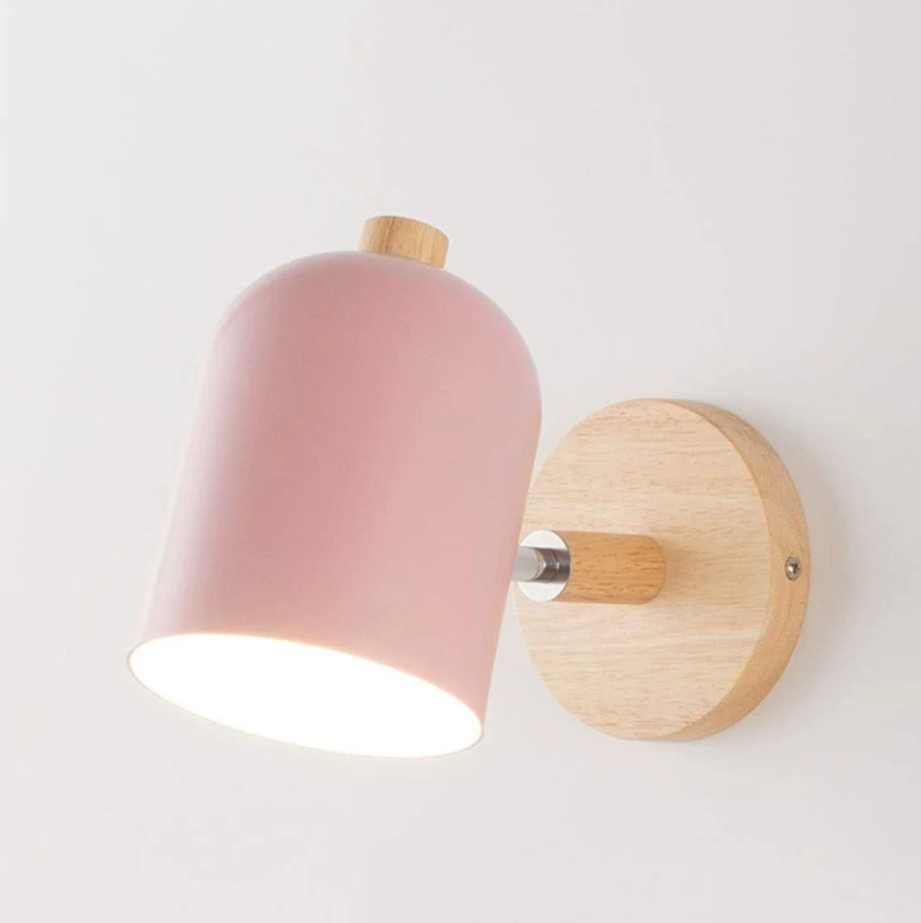Scandinavian Wall Light with Wooden Base – Adjustable Spotlight