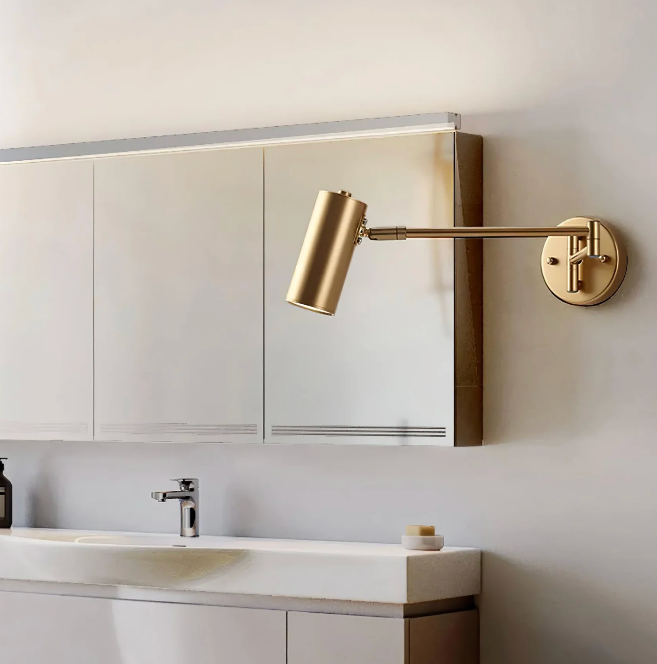Adjustable Arm Wall Light – Minimalist Spot Light