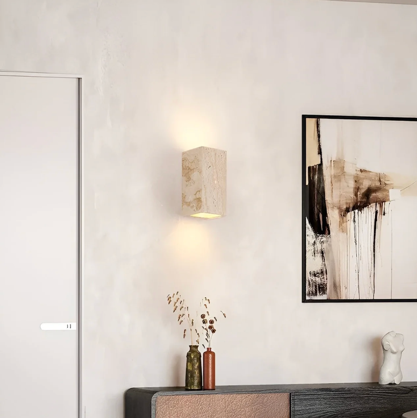 Natural Travertine Stone Wall Light – Minimalist Geometric Design