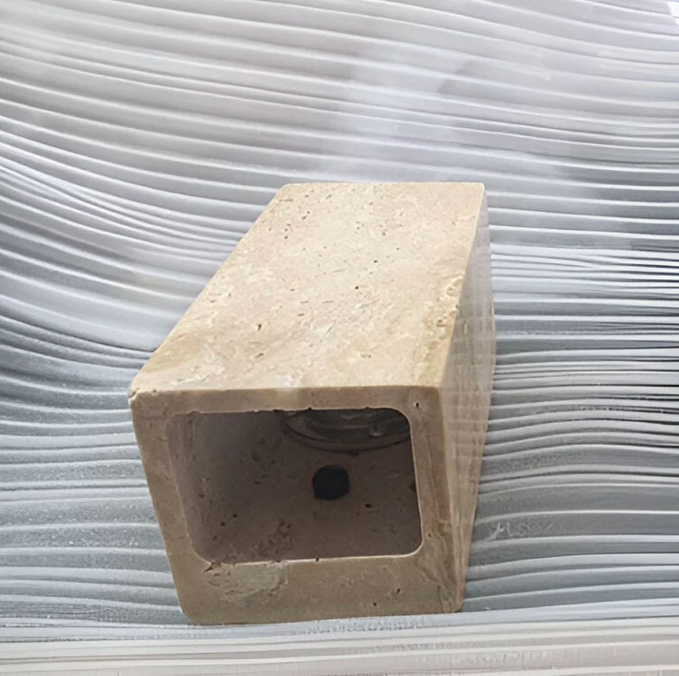 Natural Travertine Stone Wall Light – Minimalist Geometric Design