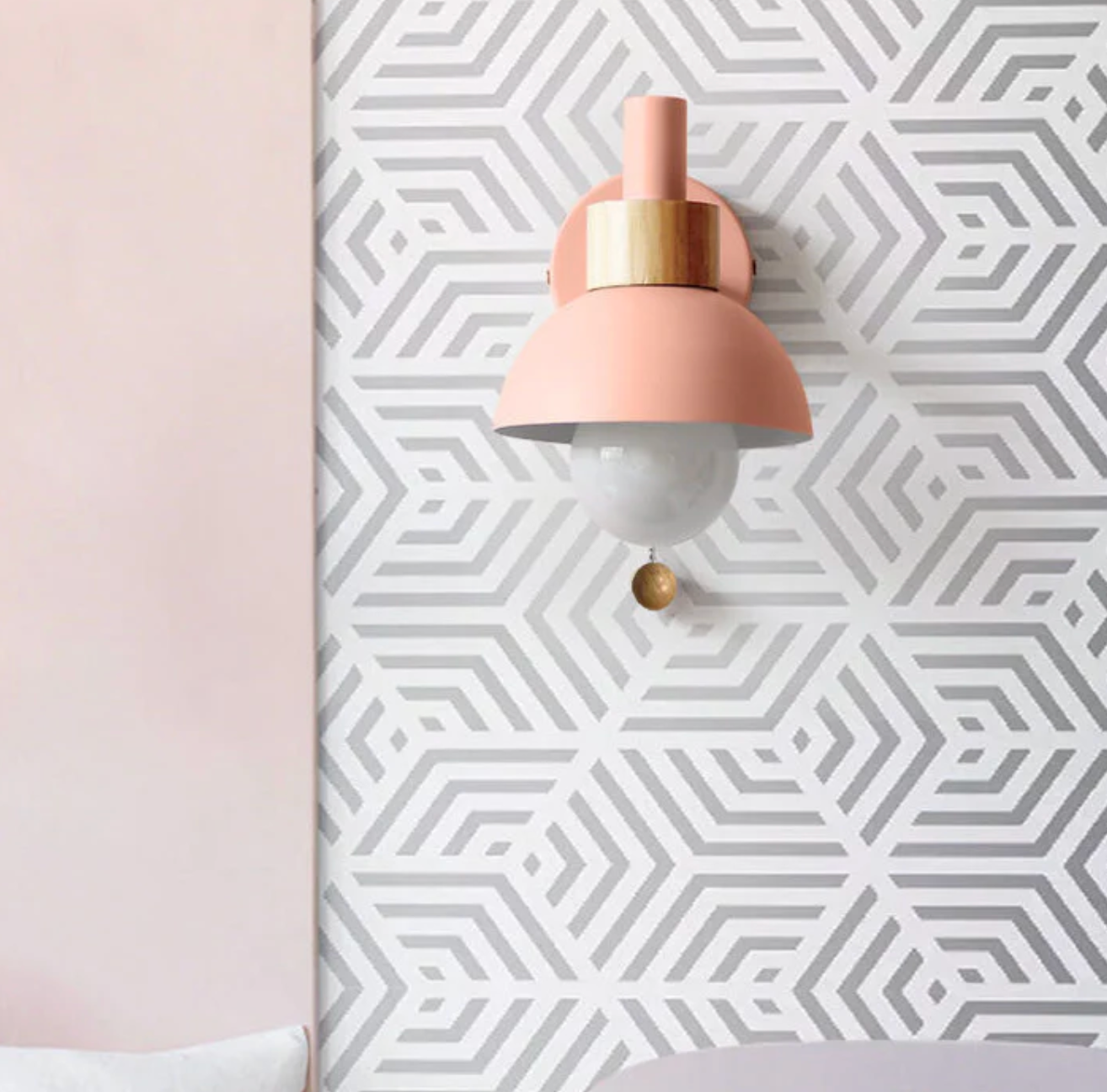 Wall Light with Pull Chain – Modern Sconce with Wooden Accent