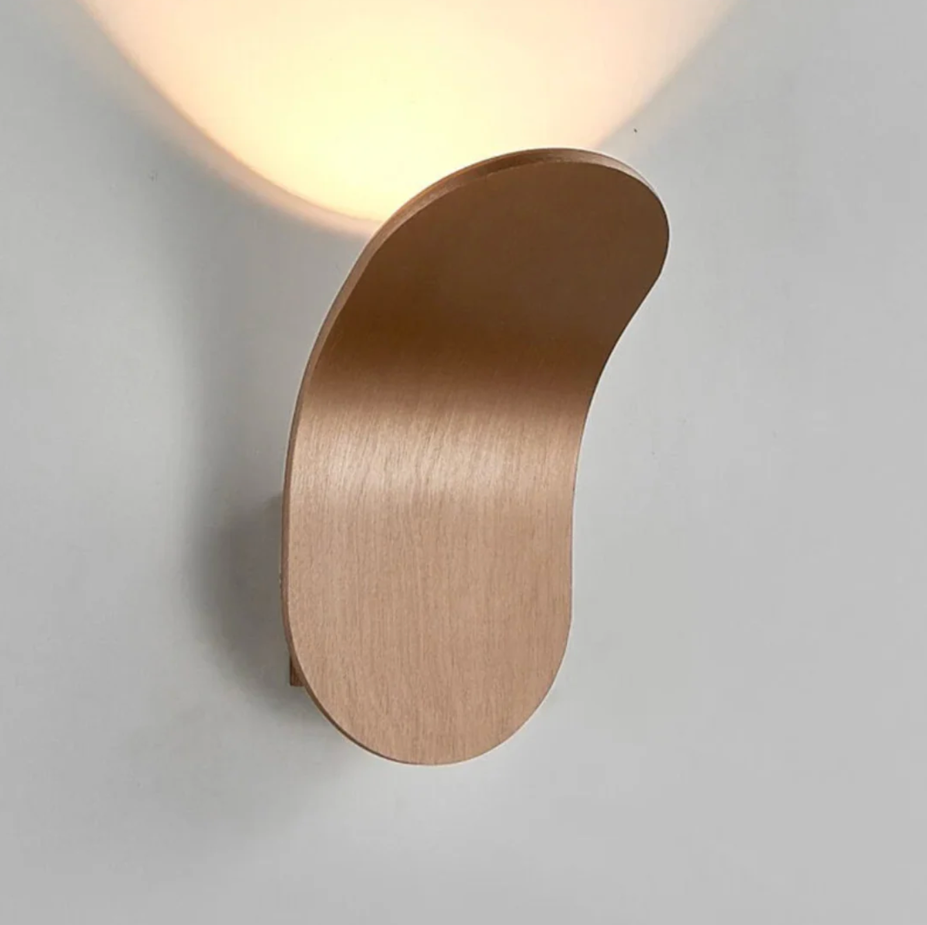 Minimalist LED Wall Light – Premium Modern Design