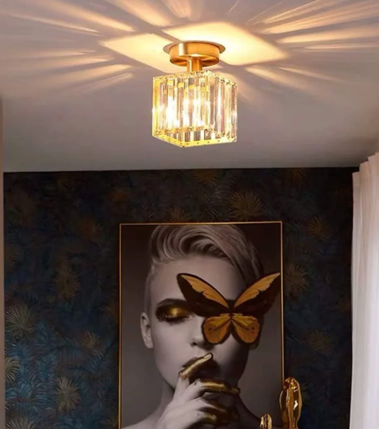 Crystal Glamour Ceiling Light – Modern Flush Mount with Transparent Shade