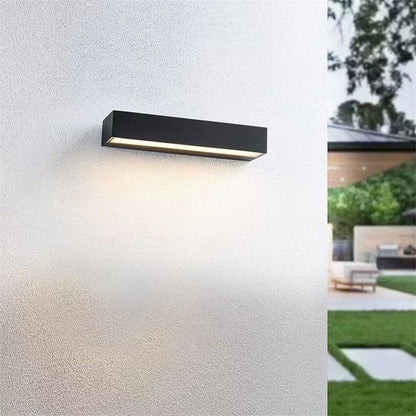 Modern Rectangular LED Outdoor Wall Light – Minimalist Design
