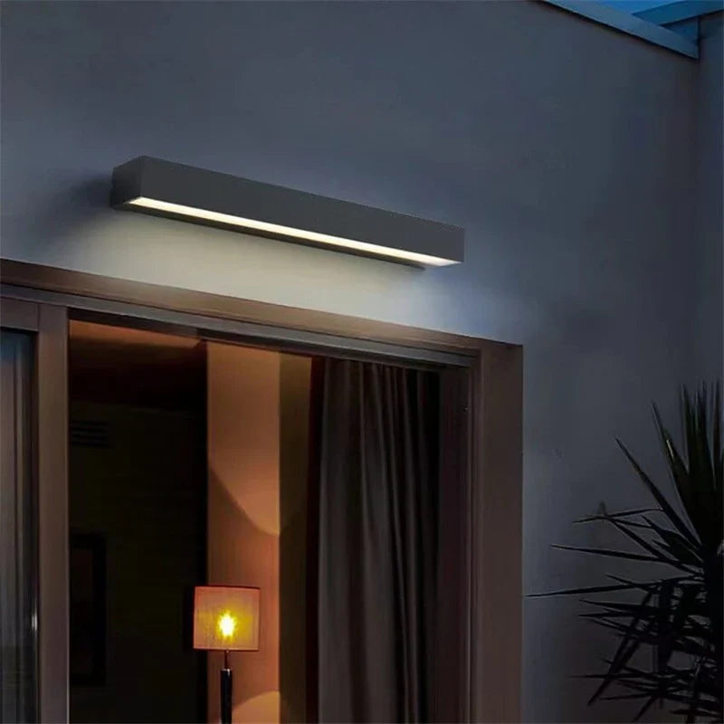 Modern Rectangular LED Outdoor Wall Light – Minimalist Design