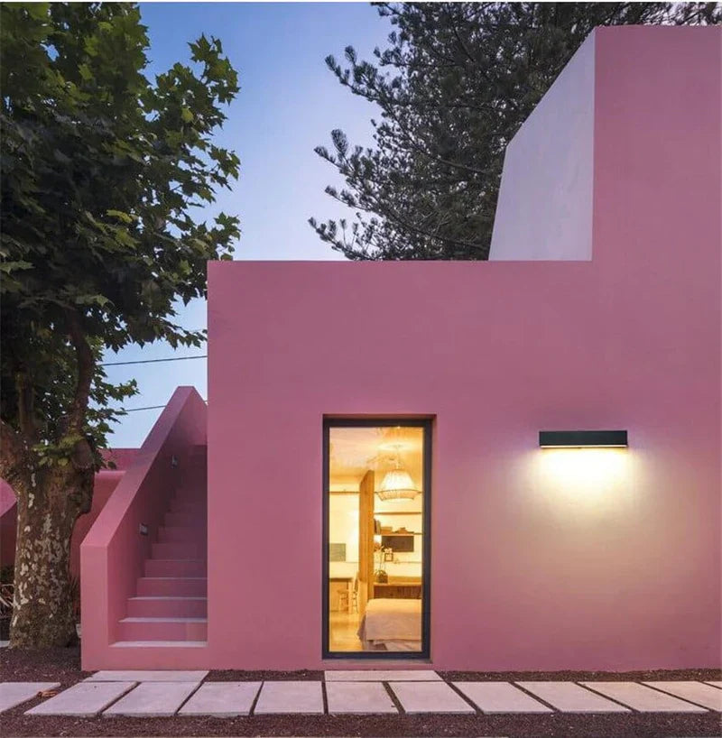 Modern Rectangular LED Outdoor Wall Light – Minimalist Design