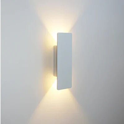 Modern LED Wall Light – Up/Down Lighting