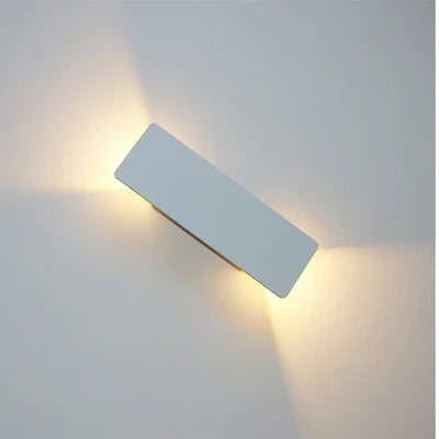 Modern LED Wall Light – Up/Down Lighting
