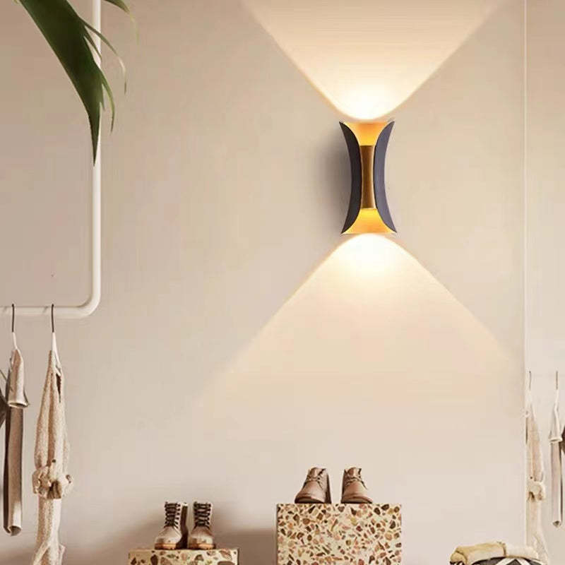 Curved Up and Down LED Outdoor Wall Light - Arrielight