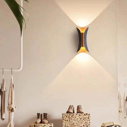 Curved Up and Down LED Outdoor Wall Light - Arrielight