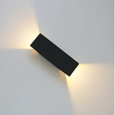 Modern LED Wall Light – Up/Down Lighting