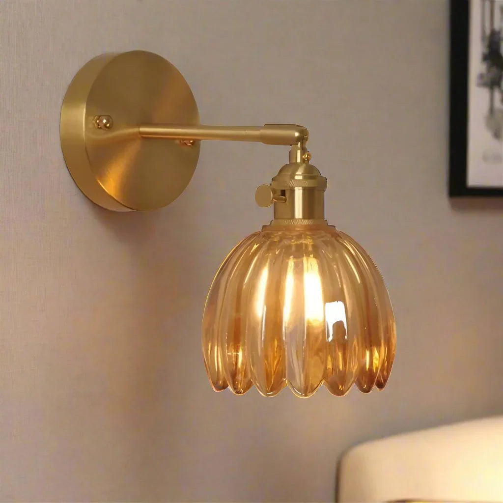 Retro Wall Lamp in Tulip Flower Shape – Vintage Sconce with Glass Shade and Gold Finish
